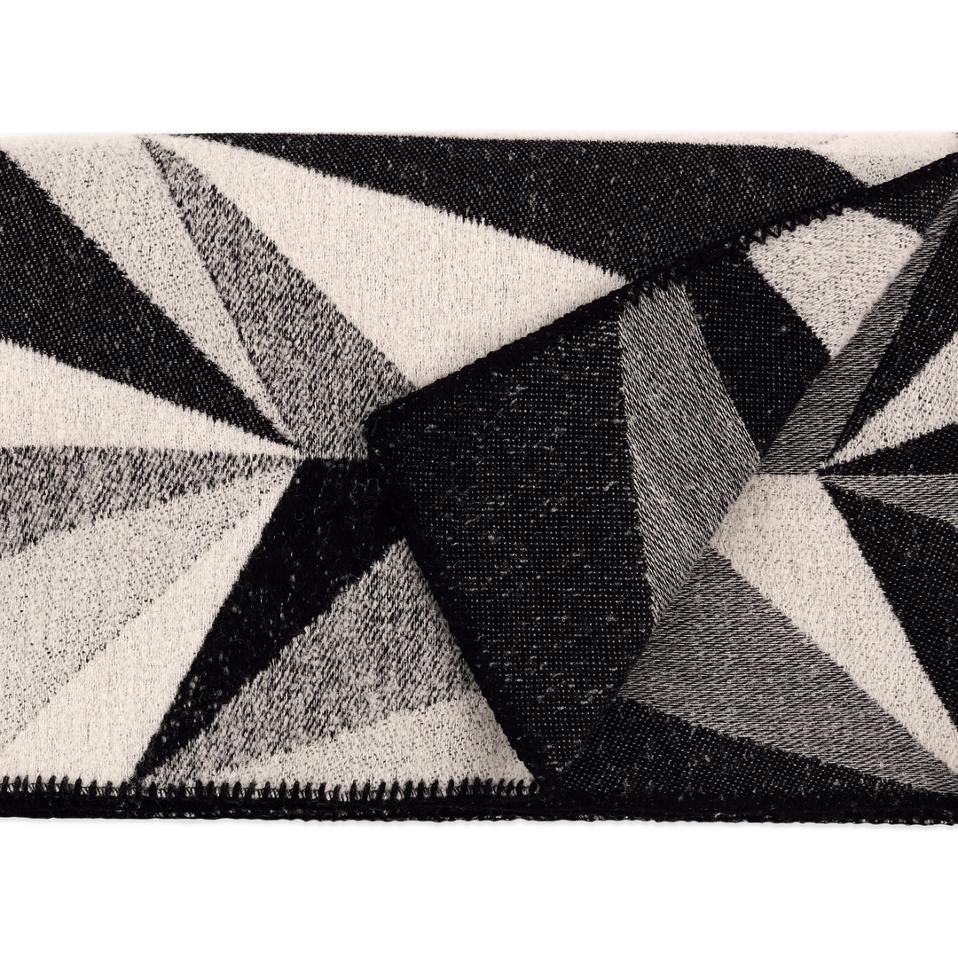 Kirkby Design - Origami Rockets Decke Monochrome