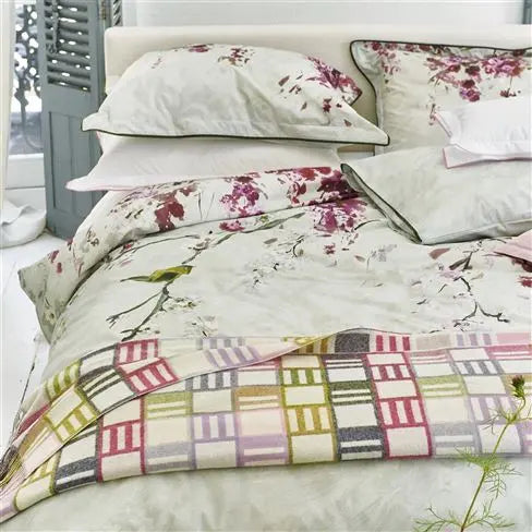 Designers Guild - Bainbridge Peony Merino Wolldecke