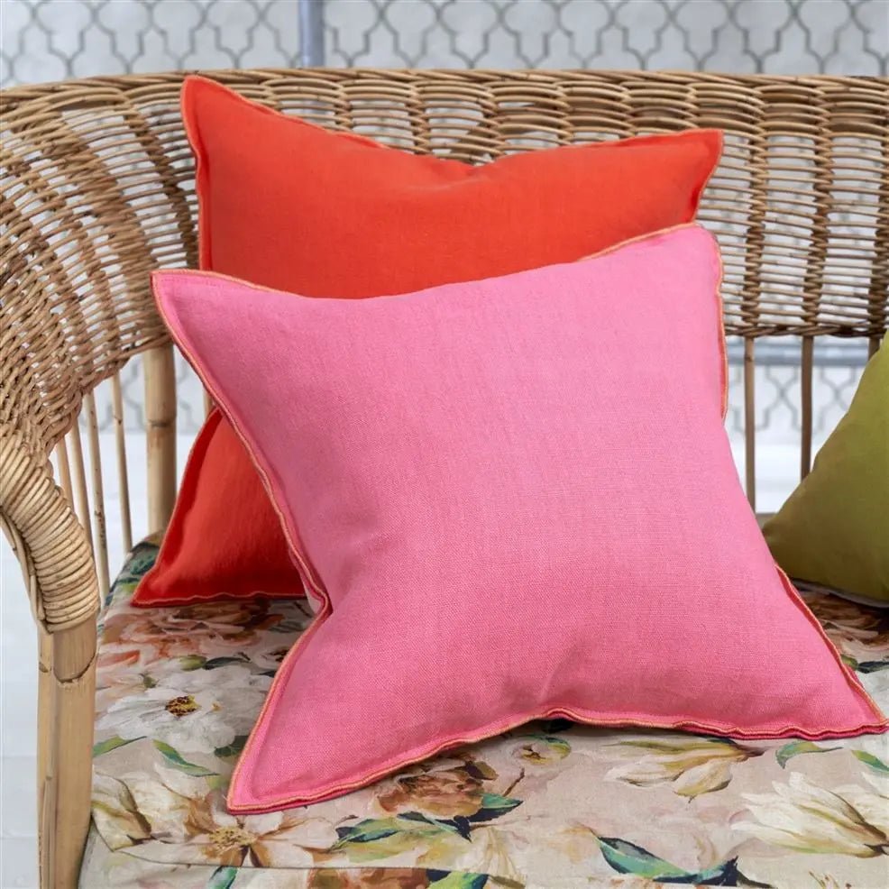 Designers Guild - Brera Lino Hibiscus & Peach Kissen