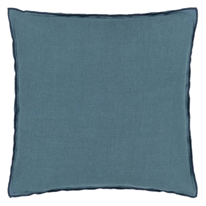 Designers Guild - Brera Lino Midnight & Chambray Kissen