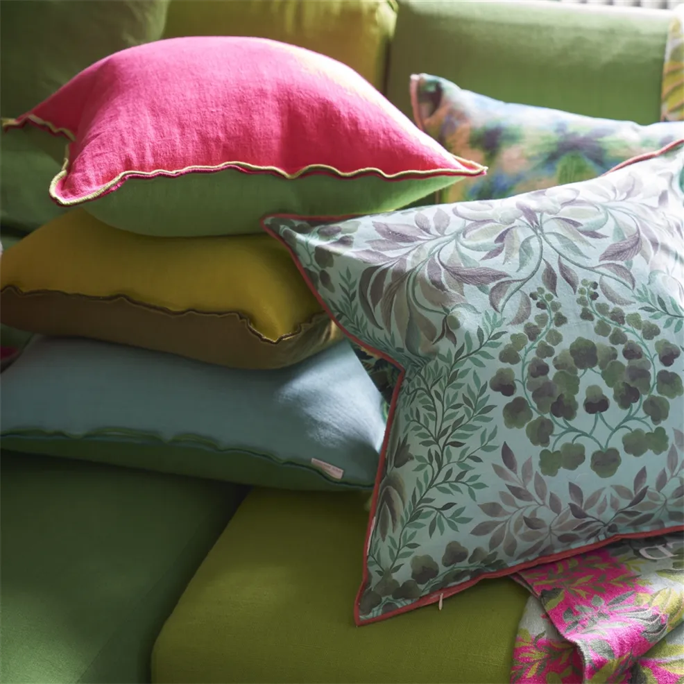 Designers Guild - Brera Lino Cerise & Grass Kissen