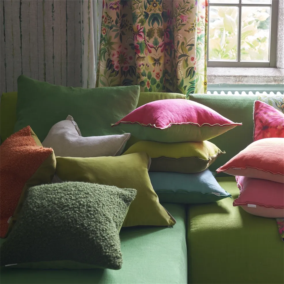 Designersguild - Brera Lino Cerise & Grass Kissen