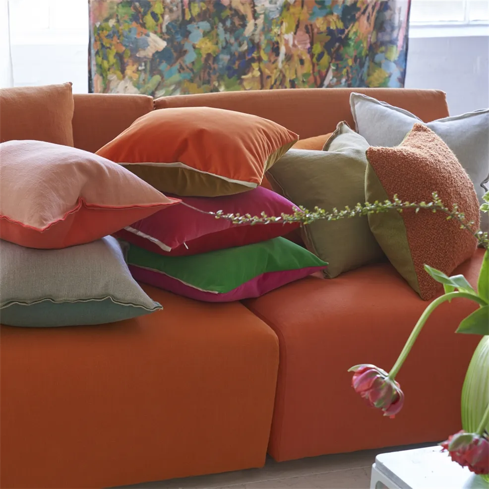 Designersguild - Varese Scarlet & Bright Fuchsia Kissen