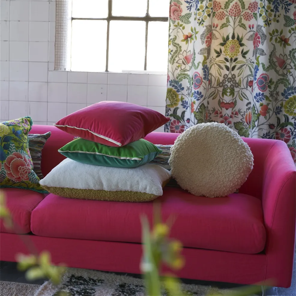 Designersguild - Varese Scarlet & Bright Fuchsia Kissen