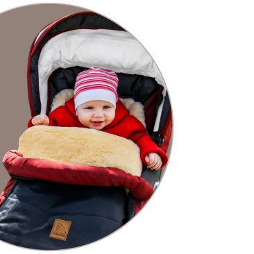 Lammfellfußsack in 4 Farben