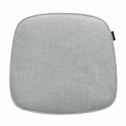 Sitzkissen für Vitra Eames Armchair aus grauem Strukturstoff.