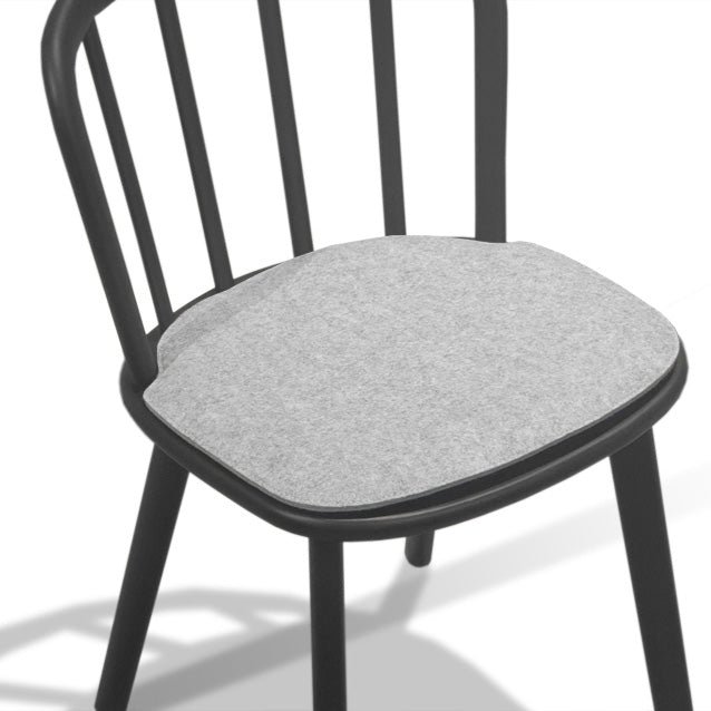 Sitzkissen aus Wollfilz für Nym Chair von Pedrali in hellgrau.